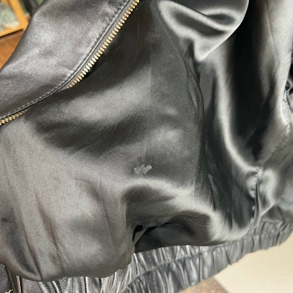 Peruzzi Leather Jacket - Picture 14 of 14